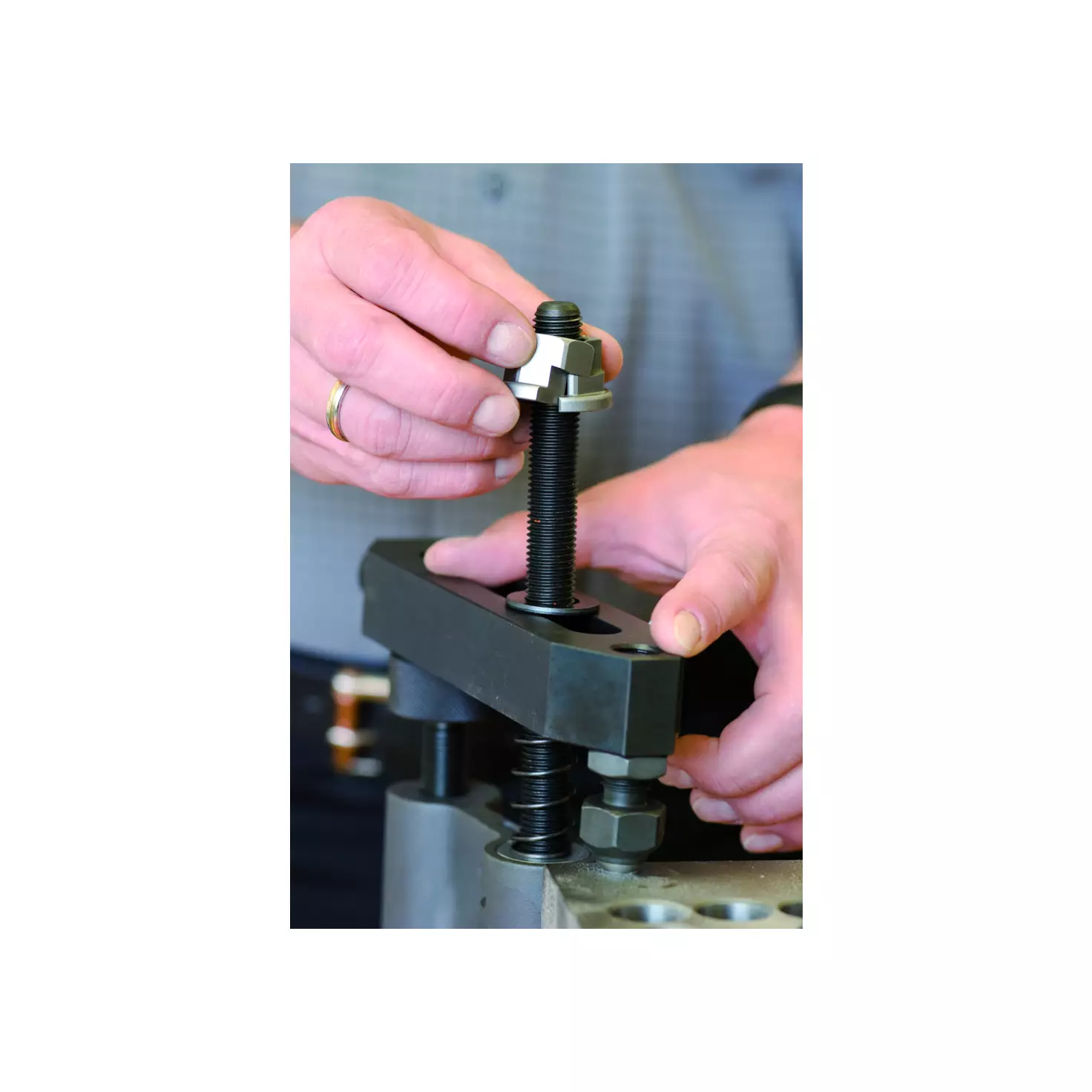 ●Brown Factor AMF TWINNUT Mutter M20 | SFS