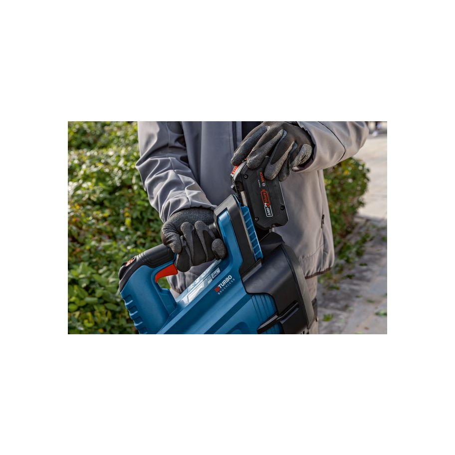 Bosch Akku Laubgebläse GBL 18V750 SFS
