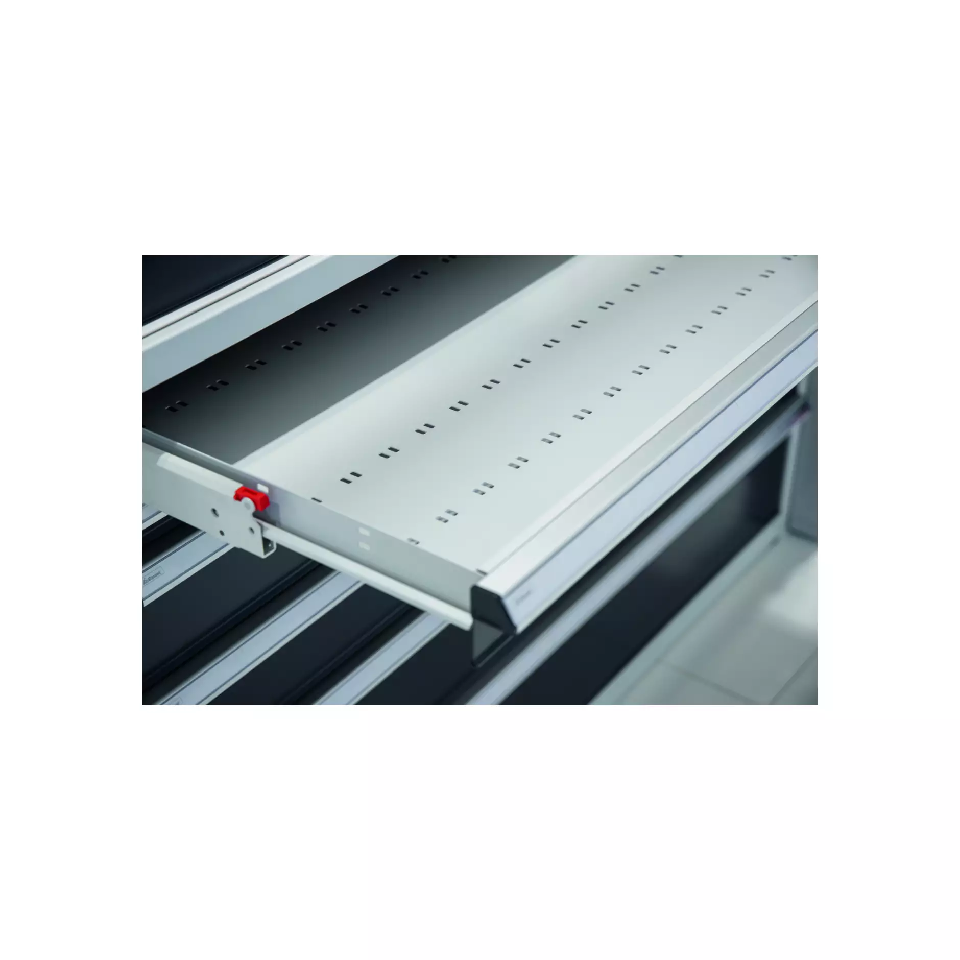 es1880_b931453_detail